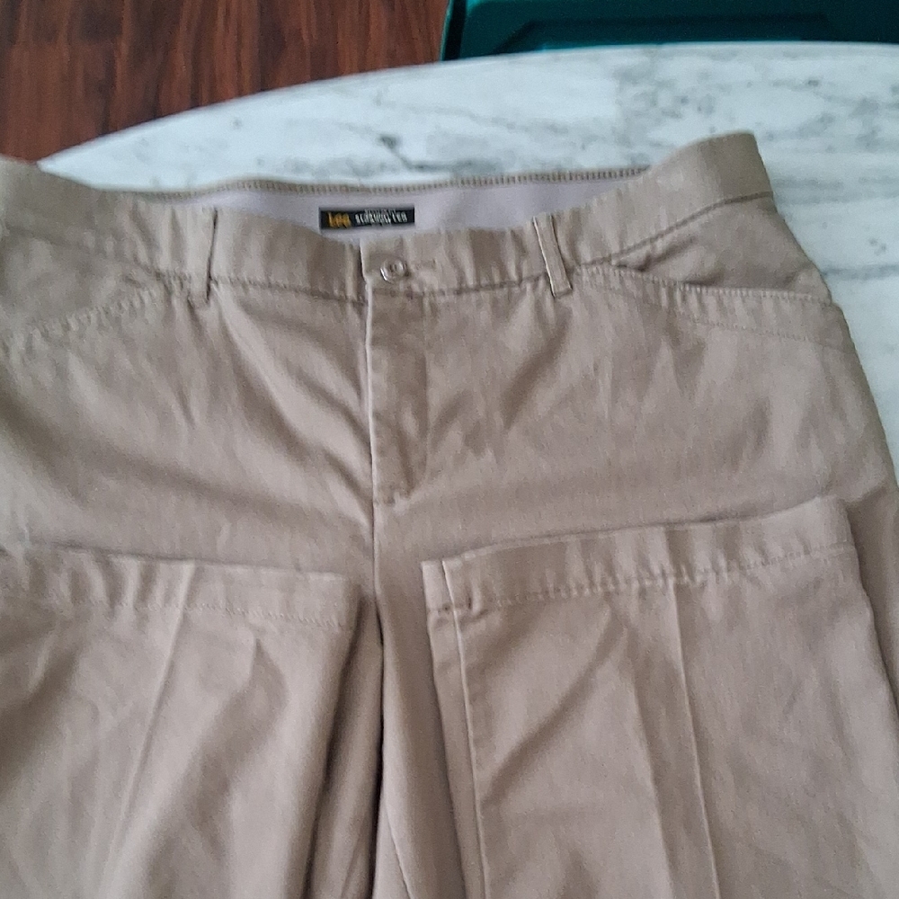 Lees Womens Tan Pants